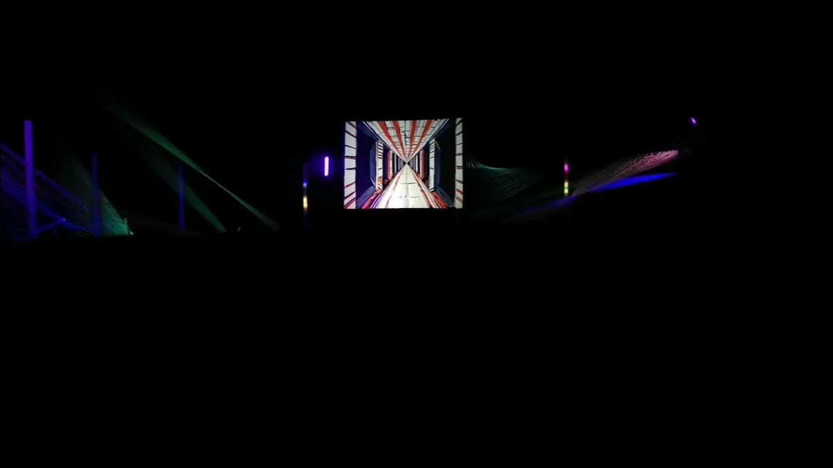 Video Mapping audio-réactif · LED audio-réactif · Collaboration artistique — Hadra Trance Festival, Vieure 2024 (4)