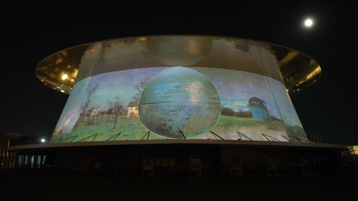 Mapping architectural audio-réactif — EXPO Hall Shining Hat · Osaka, Osaka 2025 (4)