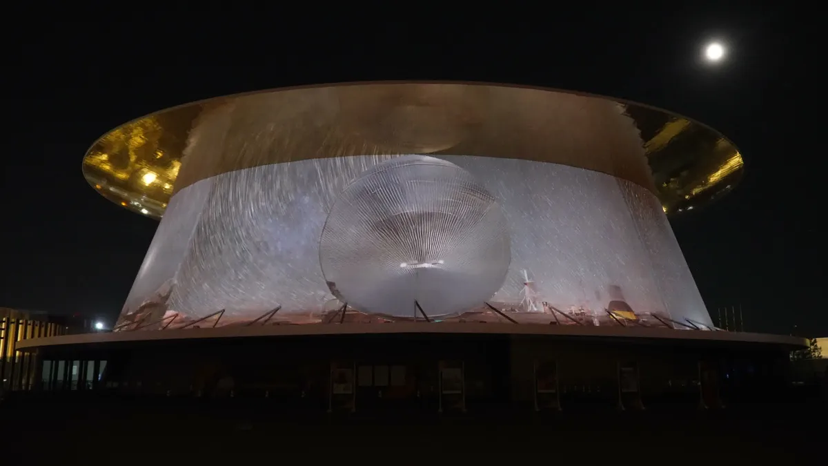 Mapping architectural audio-réactif — EXPO Hall Shining Hat · Osaka, Osaka 2025 (11)