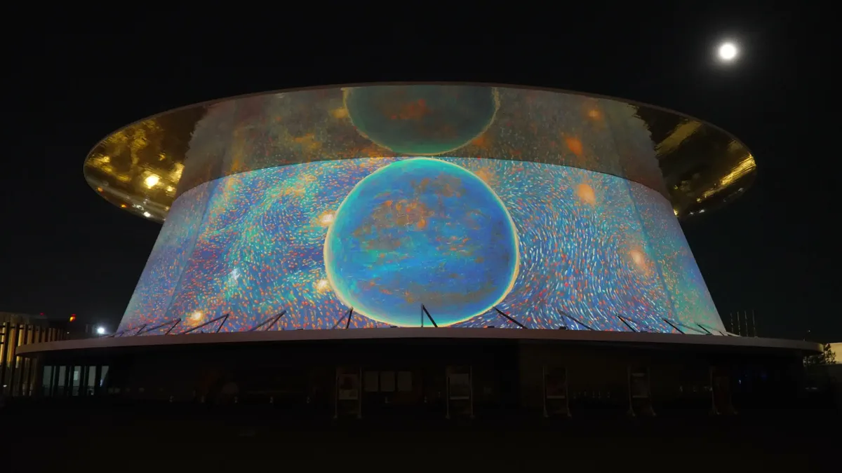 Mapping architectural audio-réactif — EXPO Hall Shining Hat · Osaka, Osaka 2025 (19)